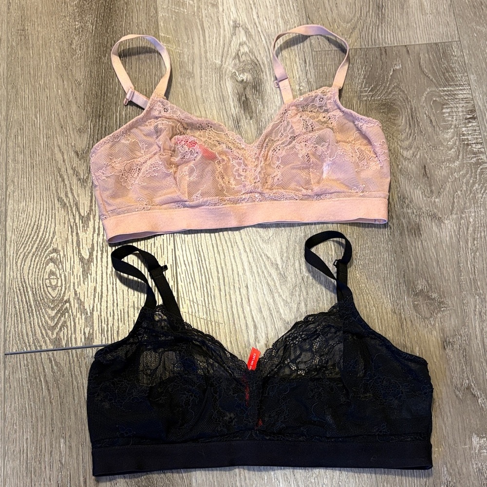 EUC Spanx Lace Bralette Bundle Size Medium